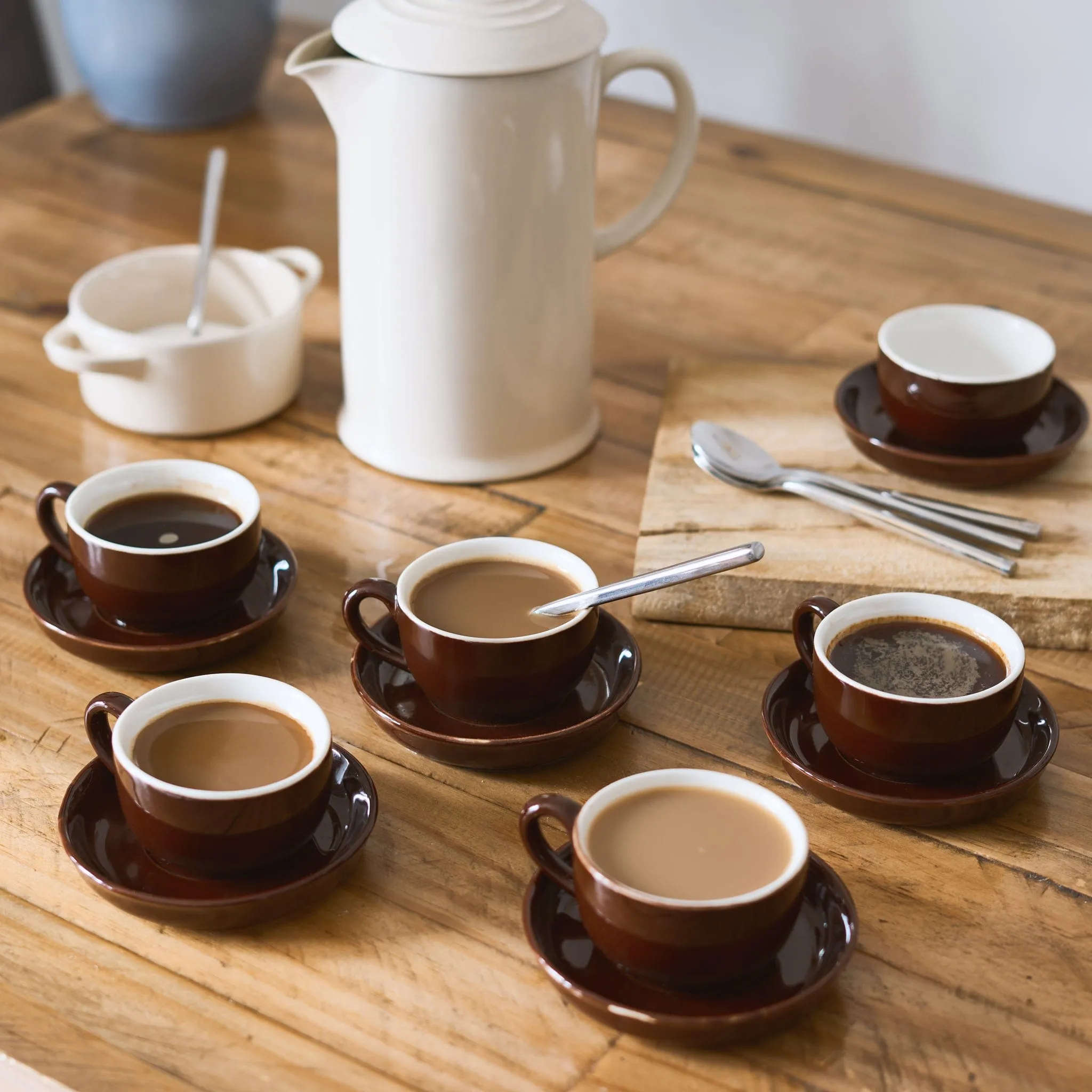 6 Espresso Coffee Cups and Saucer Set - Brown