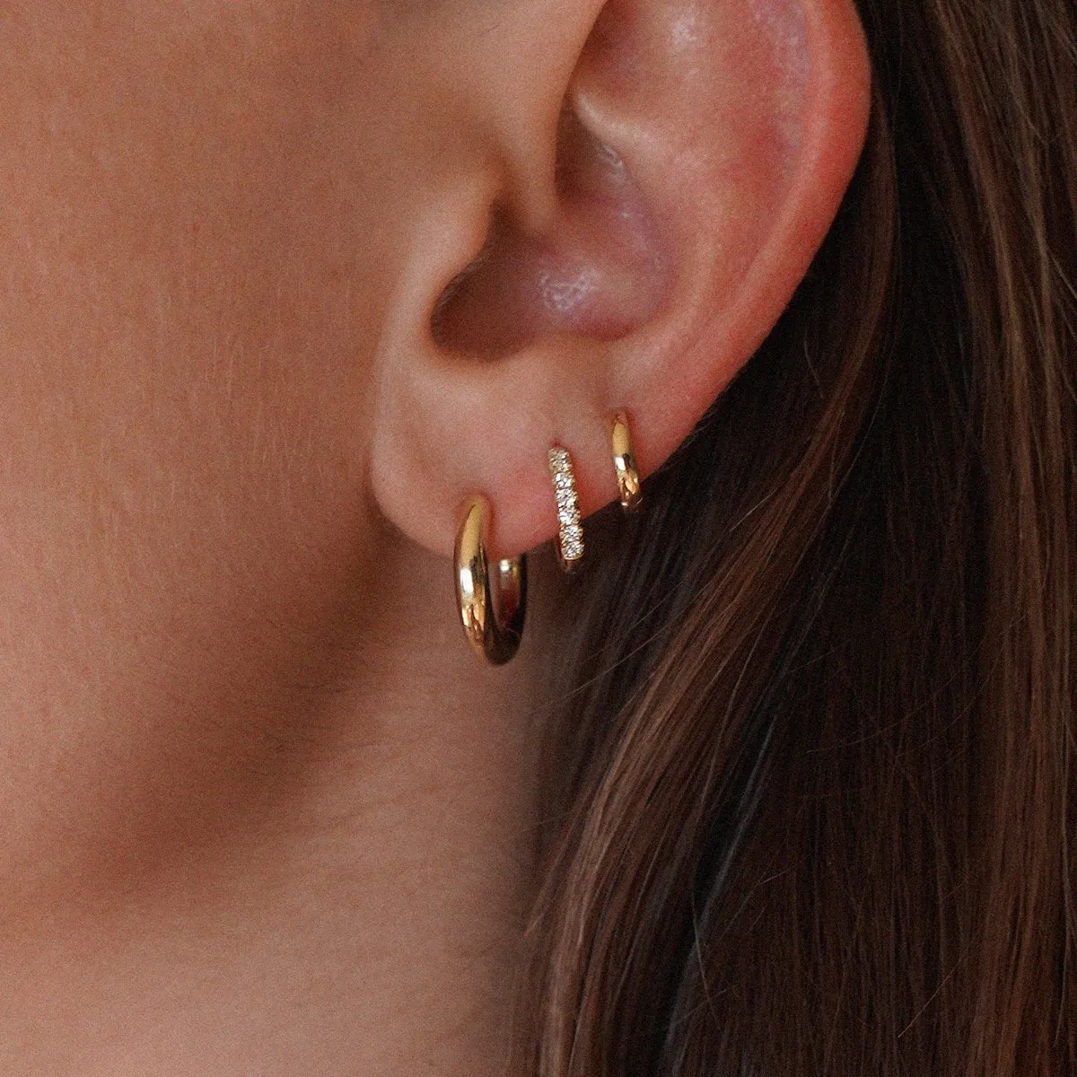 Solid Medium Goddess Hoops